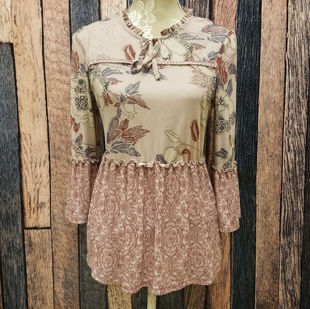 Knox Rose Bell Sleeve Top